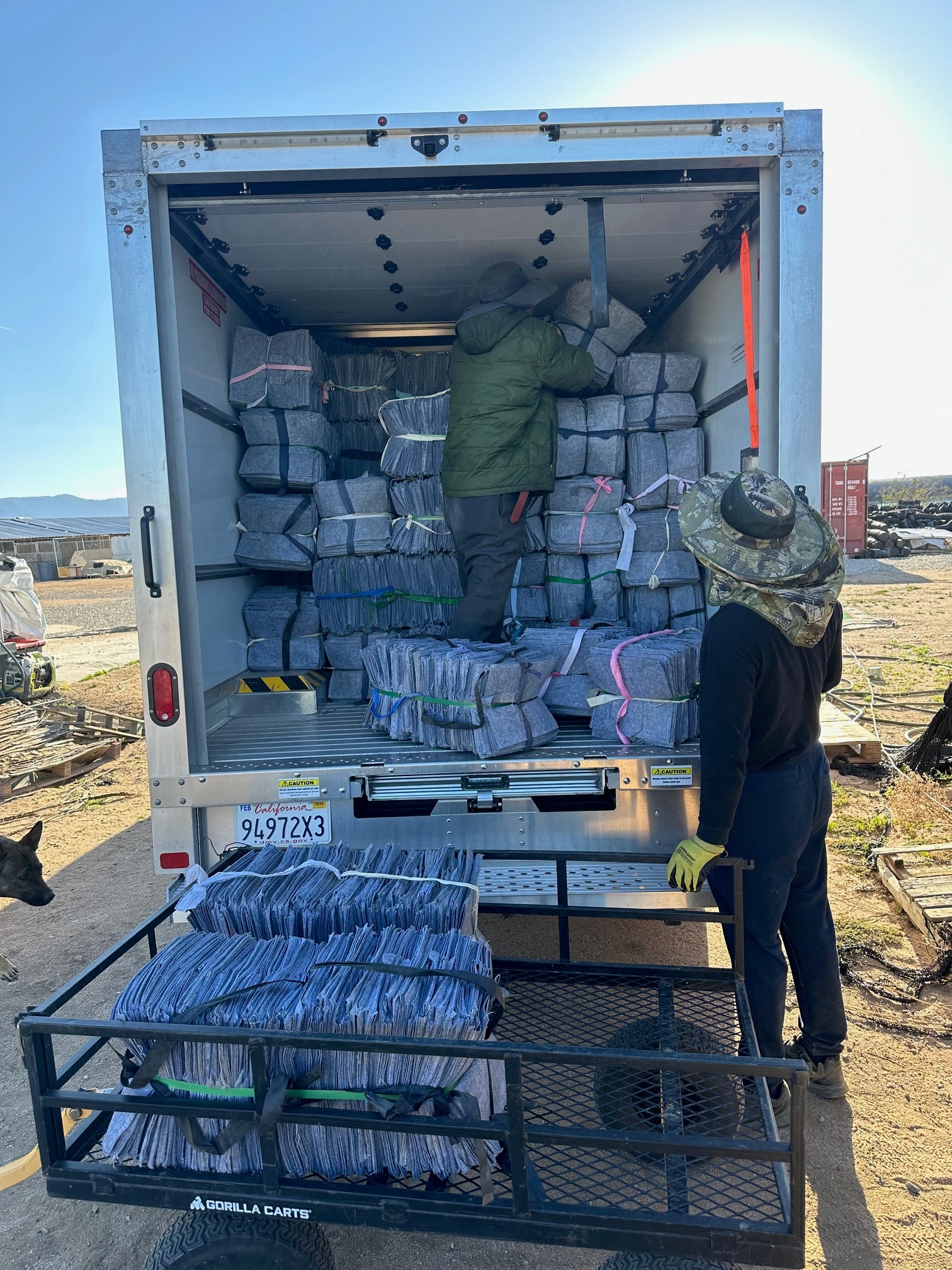 Smart Fabric Grow Bags Discount Whole Sales, Minimum One Bundle 500 Bags, Local Pick Up or Delivery Depending on Quantiy