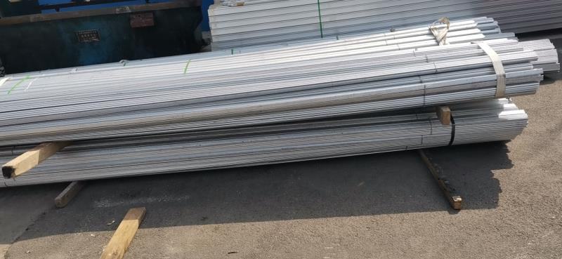 13 & 20 Foot Long Galvanized Wiggle Wire Channel and Wiggle Wire Pair. 20 Channels Per Bundle, Local Pickup (93536) Preferred, or Freight Shipping