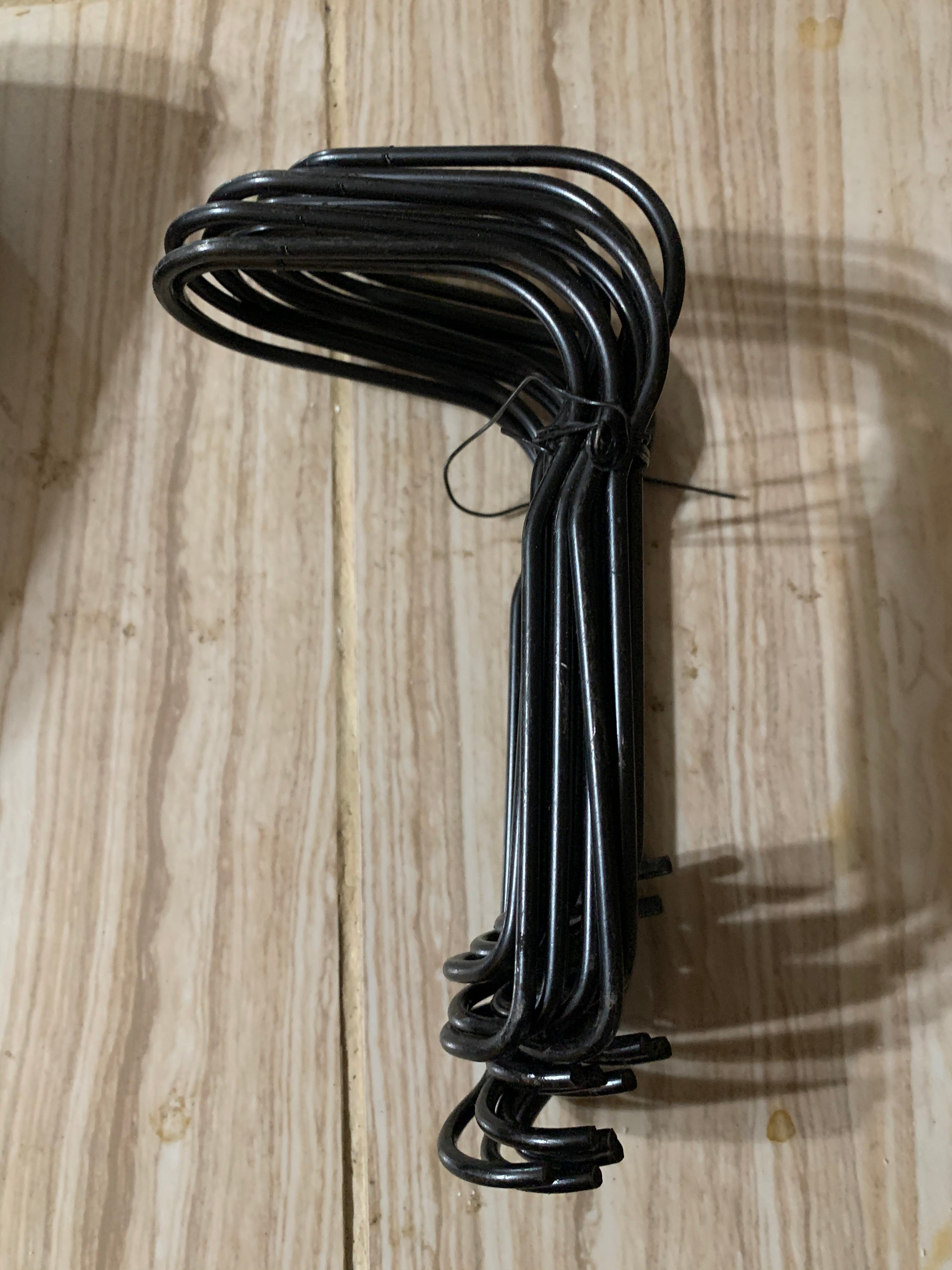 Spring clamps for installing 1 inch greenhouse Purlin on 1 inch greenhouse hoops, sold by bundles, each bundle has 10 clamps