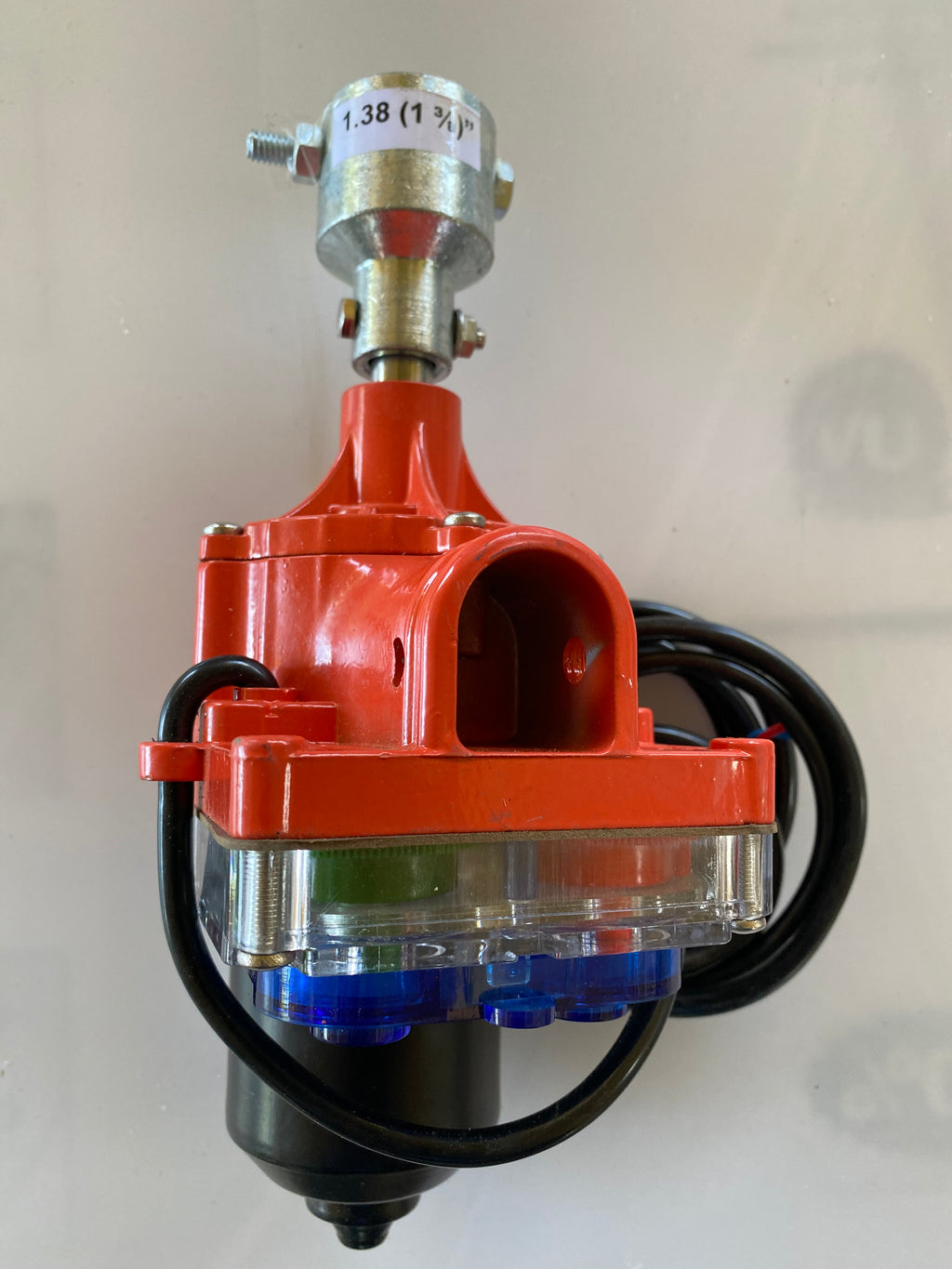 Light dep Greenhouse Electric Motor with Large Diameter 1.38” OD roll bar Adaptor, Connector. Adaptor Couples Motor Shaft to 1.38” OD roll bar Pipe