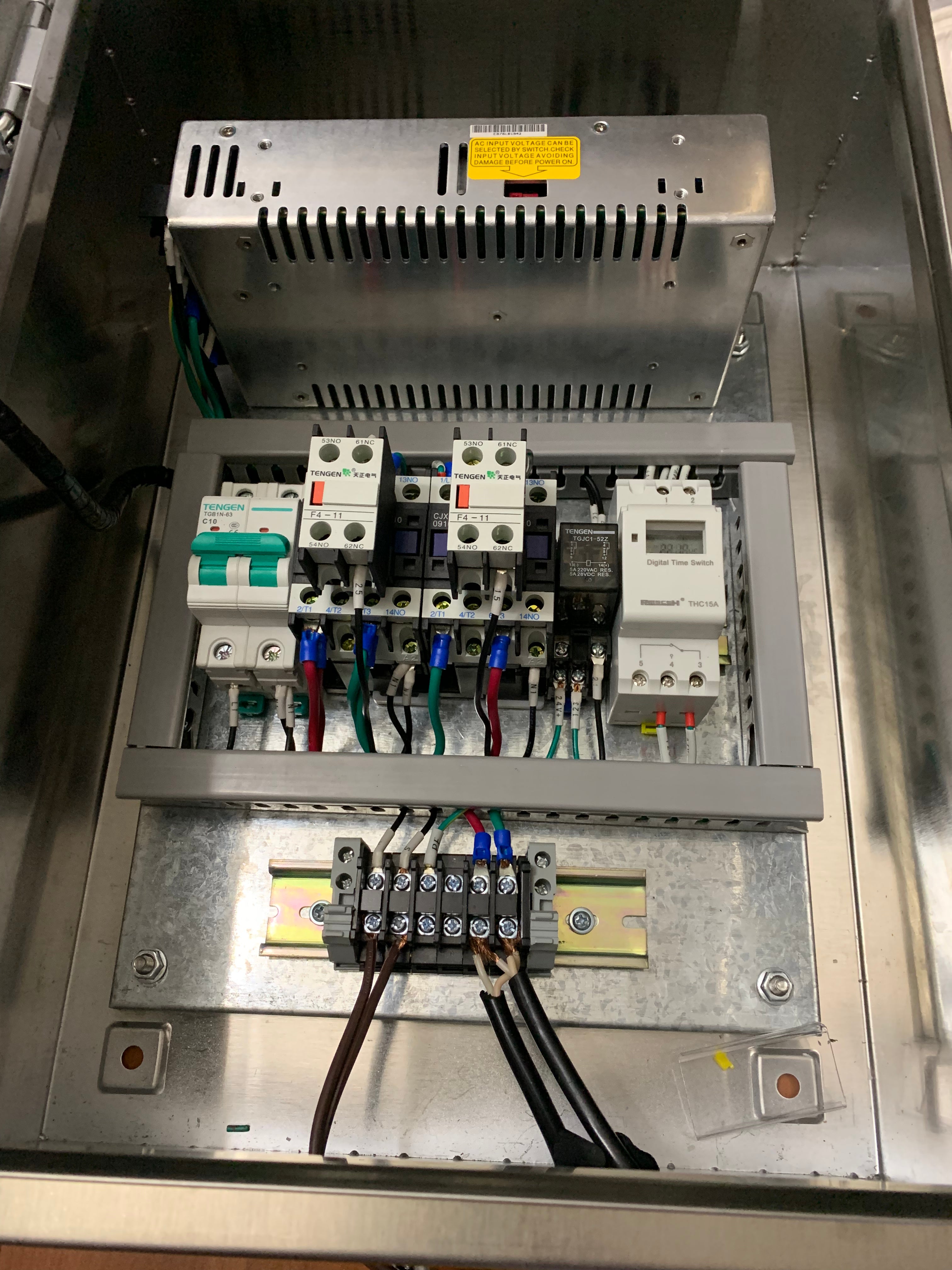 Automated Light Dep Greenhouse Blackout Plastic Rollup Motor Controller with Digital Timer. This Controller Controls 2 Motors