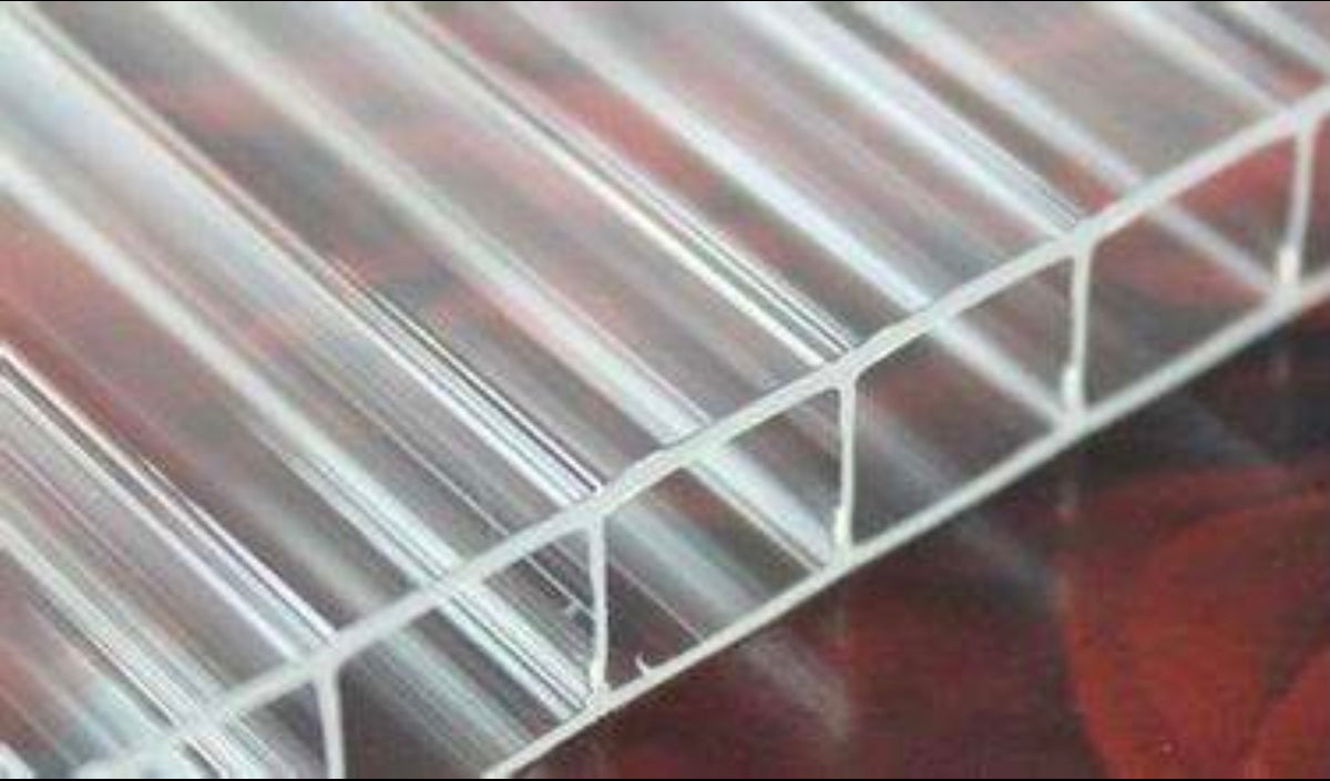 Twin Wall 8mm Polycarbonate Sheet, Clear, Strong Impact and Shatterproof, All-Weather Outdoor Greenhouse Covering - 1 Pack